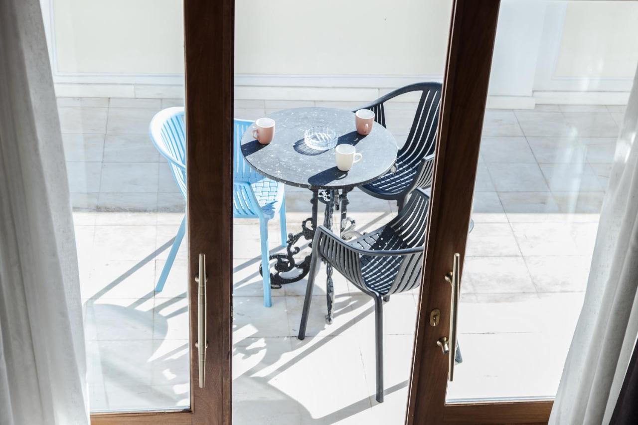Unique Apt W/ Veranda Walking Distance To Sites Lägenhet Aten Exteriör bild