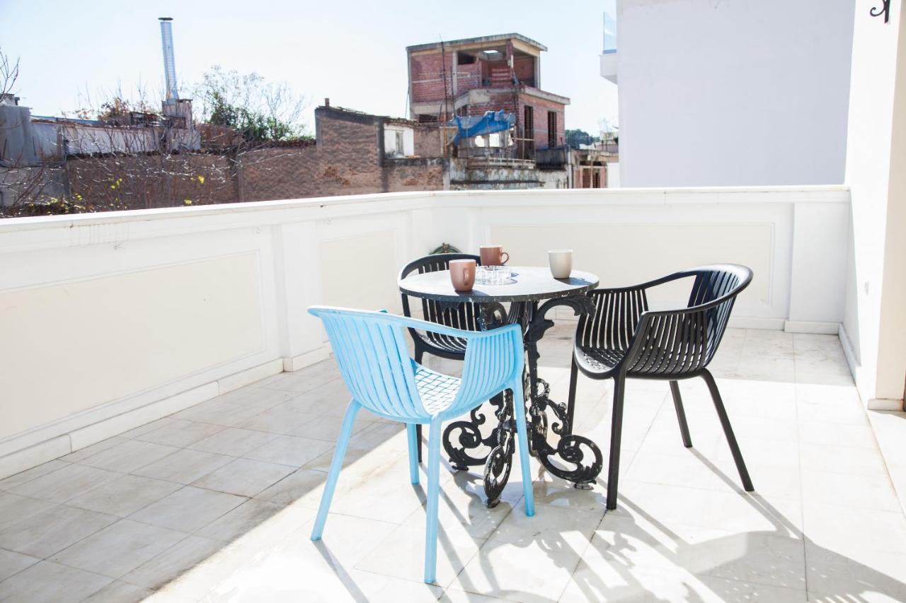 Unique Apt W/ Veranda Walking Distance To Sites Lägenhet Aten Exteriör bild